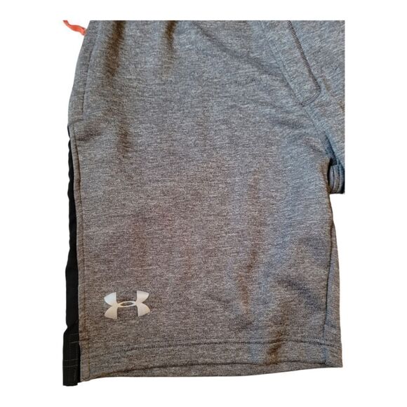 Under Amour Terry shorts - Picture 12 of 15